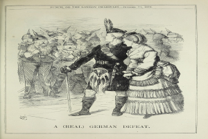 Ein Mann und eine Frau stehen auf einem Papier mit Wörtern und Zahlen, möglicherweise ein Zeichen für eine deutsche Niederlage, während der Mann einen Stock hält.