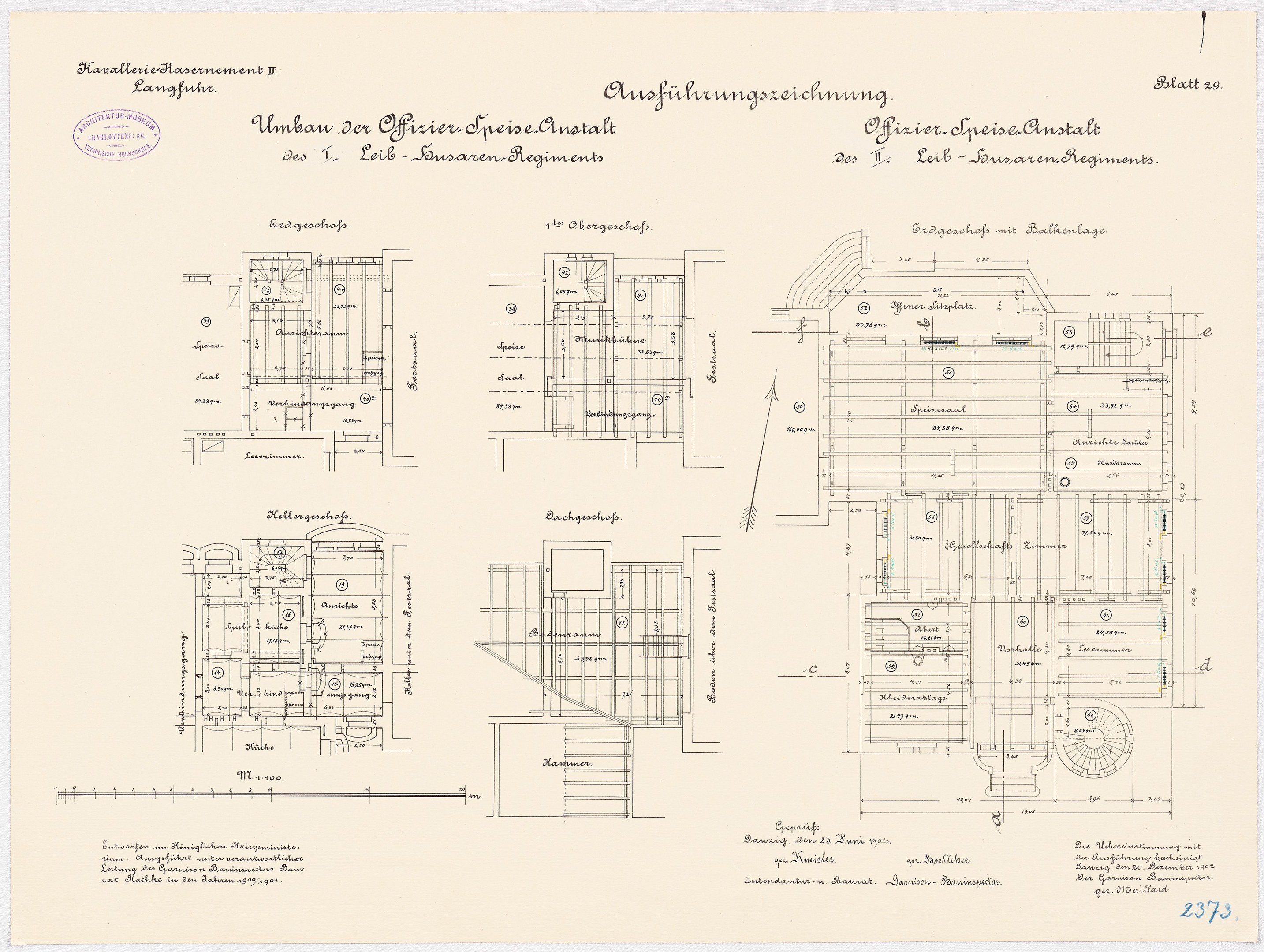 Schwarz-weißer Architekturgrundriss des ehemaligen Bundeskanzleramts, der detaillierte Layouts und Anmerkungen zeigt.