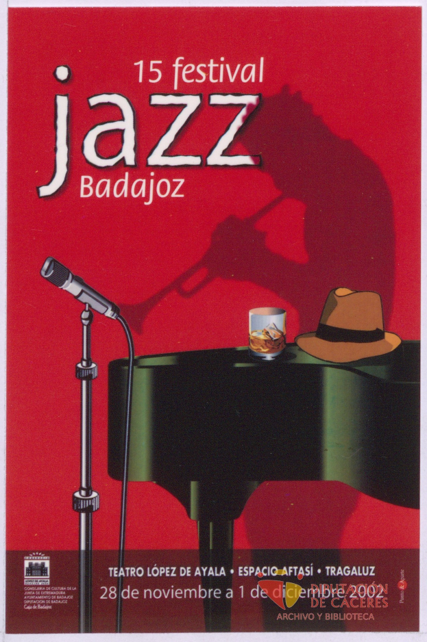 Plakat für das 15. Festival Jazz Badajoz mit Mikrofon, Hut und Glas auf einem Tisch, begleitet von Text.