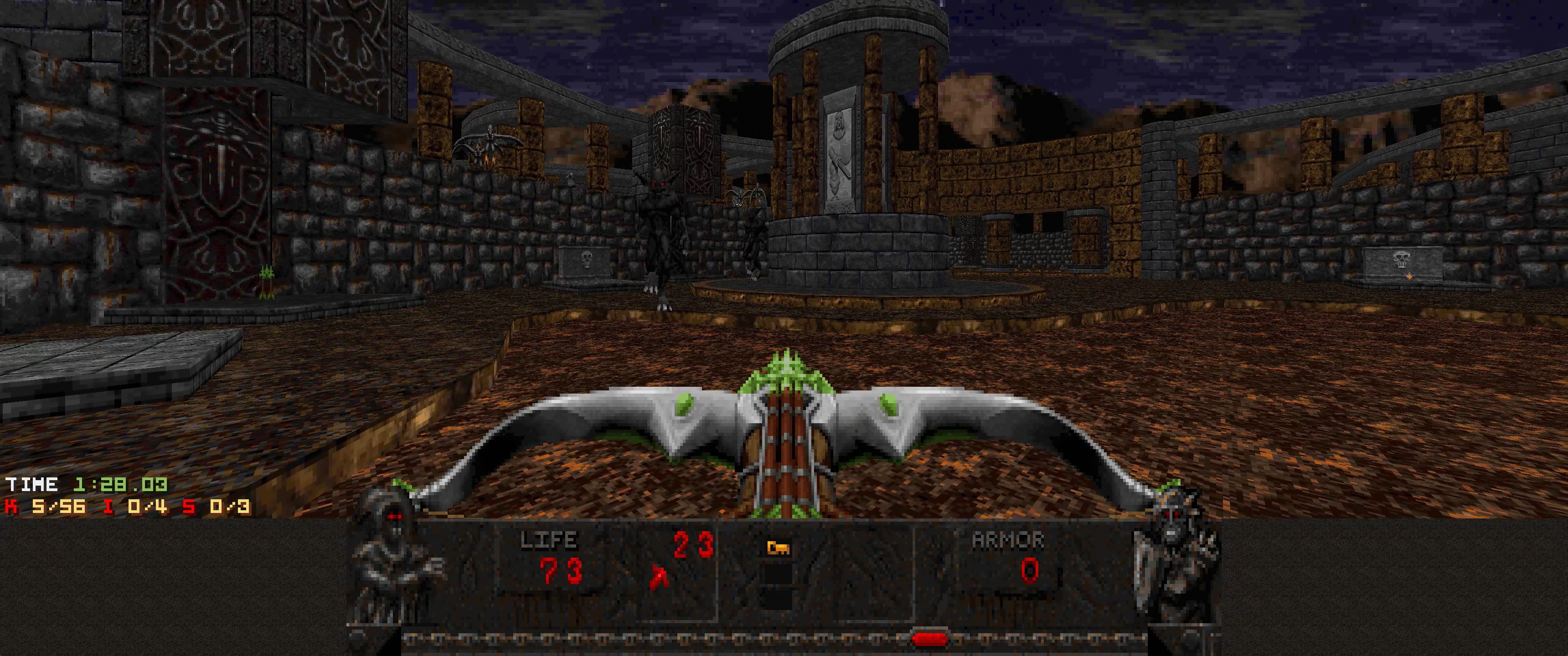 Eine Dungeon-Szene aus *Dungeon Master II* mit einem Drachen in der Mitte, umgeben von Wänden, Säulen und anderen Gegenständen, mit spielbezogenen Text und Zahlen unten.