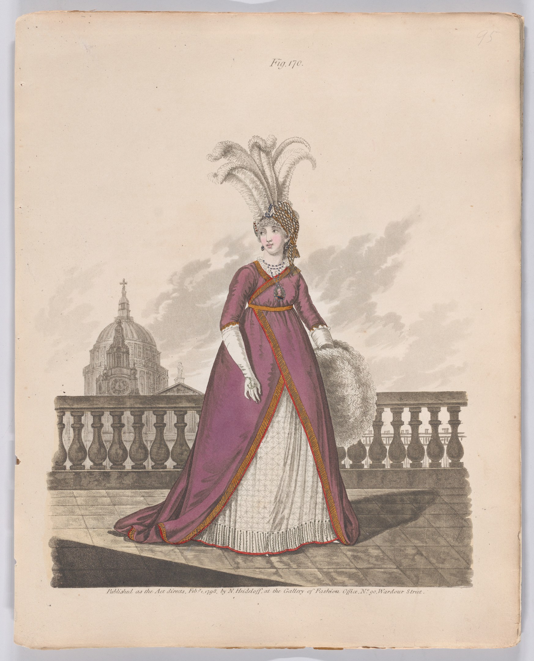 Frau in einem purpur-weißen Federkleid, die an einem Geländer mit einem Gebäude und Wolken im Hintergrund steht, beschriftet mit "Fashion of New York, New York Street, 1790."