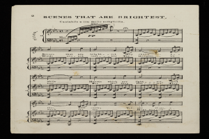 Ein altes Notenblatt mit der Aufschrift "scenes that are brightest" auf schwarzem Hintergrund, gefüllt mit musikalischen Symbolen und Text.