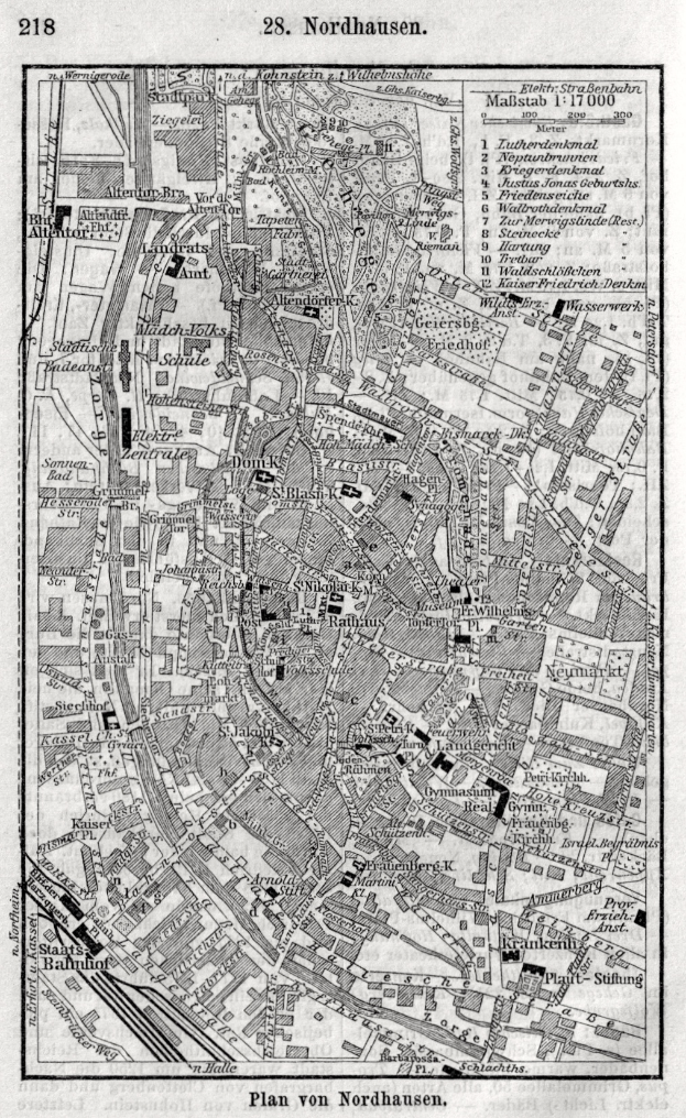 Eine detaillierte Schwarz-Weiß-Karte von Nordhausen, Deutschland, mit Text, der einen Überblick über das Gebiet gibt.