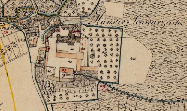 Ein detaillierter alter Stadtplan von München, Deutschland, mit Schwarzach in der Mitte, der Straßen, Gebäude und Text über die Größe, Lage und Geschichte der Stadt zeigt.