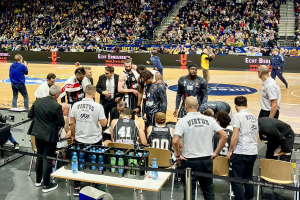 Bayern Basketballer und Alba Berlin um Meisterschaftstitel