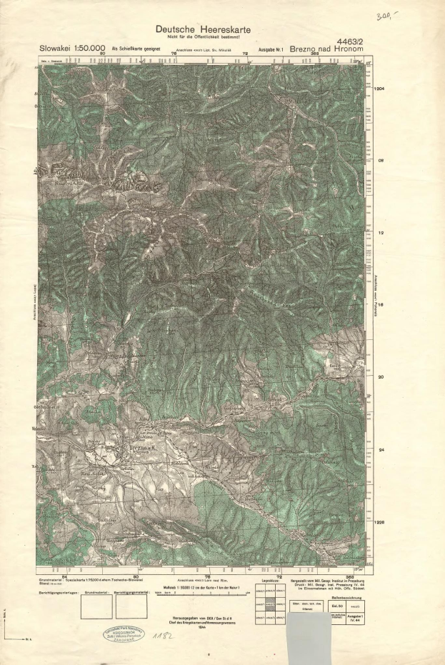 Eine alte topografische Karte der deutschen Alpen, die detaillierte Konturen, Höhenangaben und andere Geländemerkmale zeigt, mit Text oben und unten.