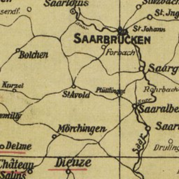 Ein detaillierter alter Stadtplan von Saarbrücken, Deutschland, mit Straßen, Gebäuden und Sehenswürdigkeiten, der klassischen Schriftzeichen enthält, die den Standort der Stadt angeben.
