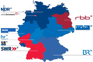 Eine Karte von Deutschland mit in rot und blau hervorgehobenen Bundesländern, die die Ergebnisse der Wahl von 2016 zeigt, einschließlich der Namen der Kandidaten und des Wahldatums.